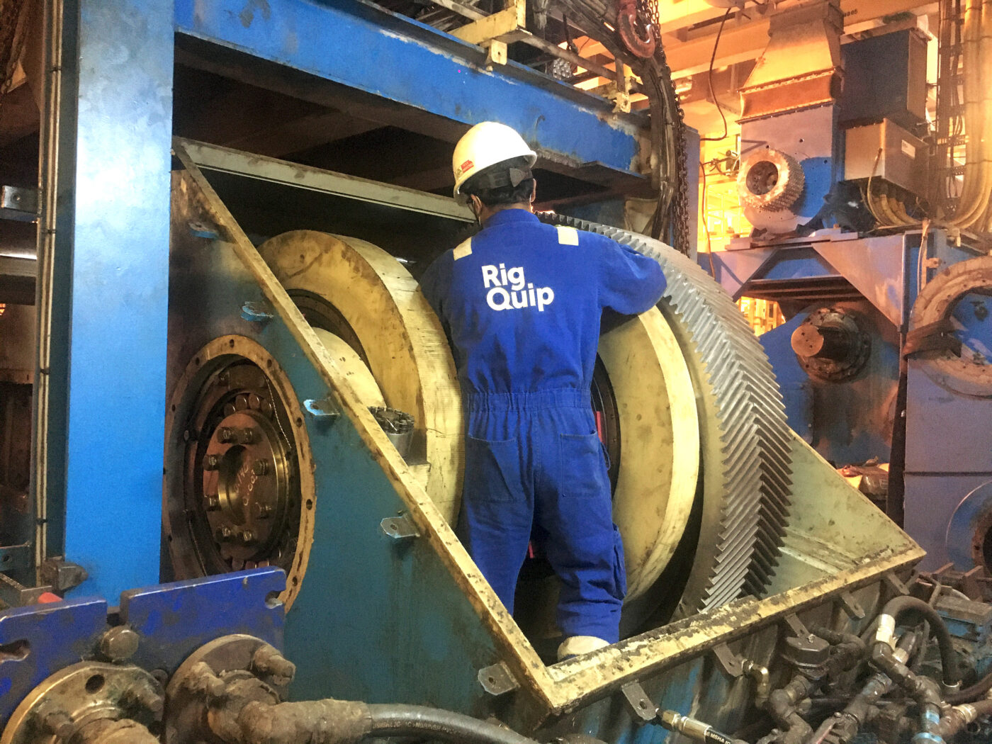 Drilling package installation and major maintenance